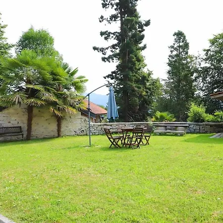 Il Cortile 4 *